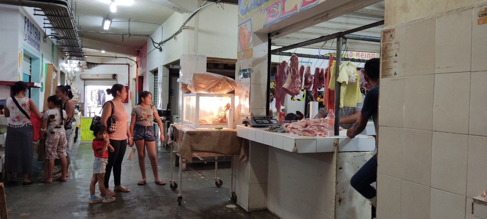 Clientes señalan que la carne está incomparable, peor la res