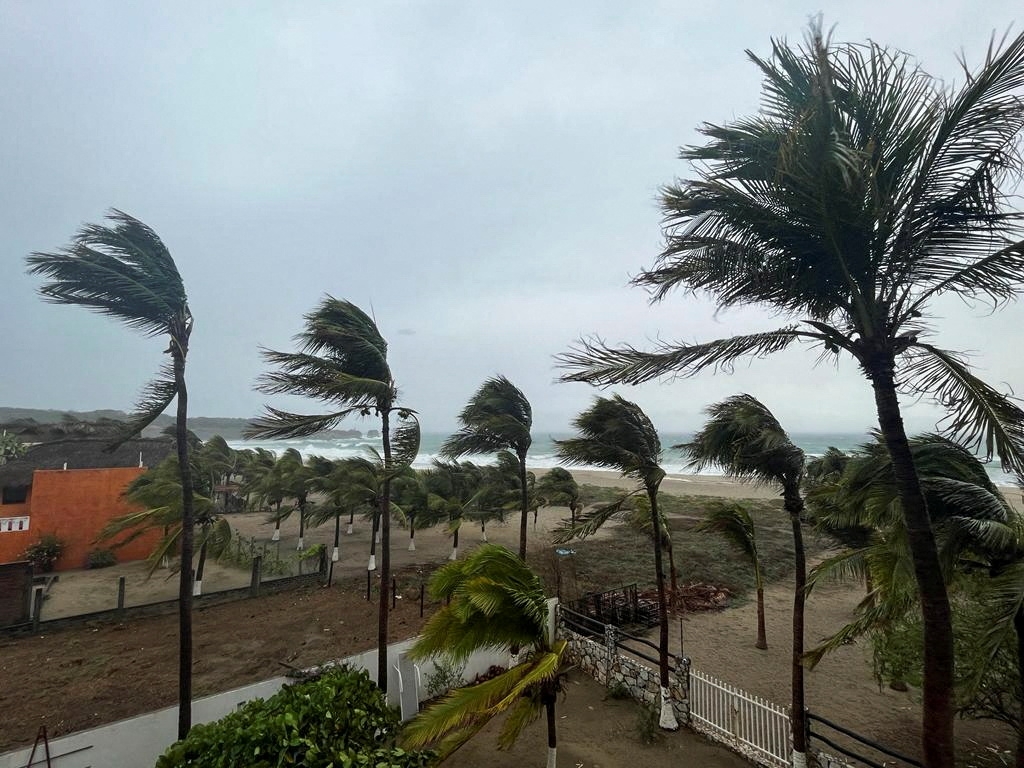 Tormenta Tropical Karl se mueve al Sureste, ¿Podría impactar en la Península de Yucatán?