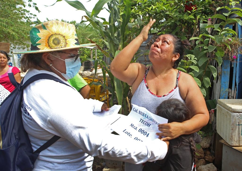 Más de 80 familias recibieron las escrituras de La Mielera, en el Sur de Mérida