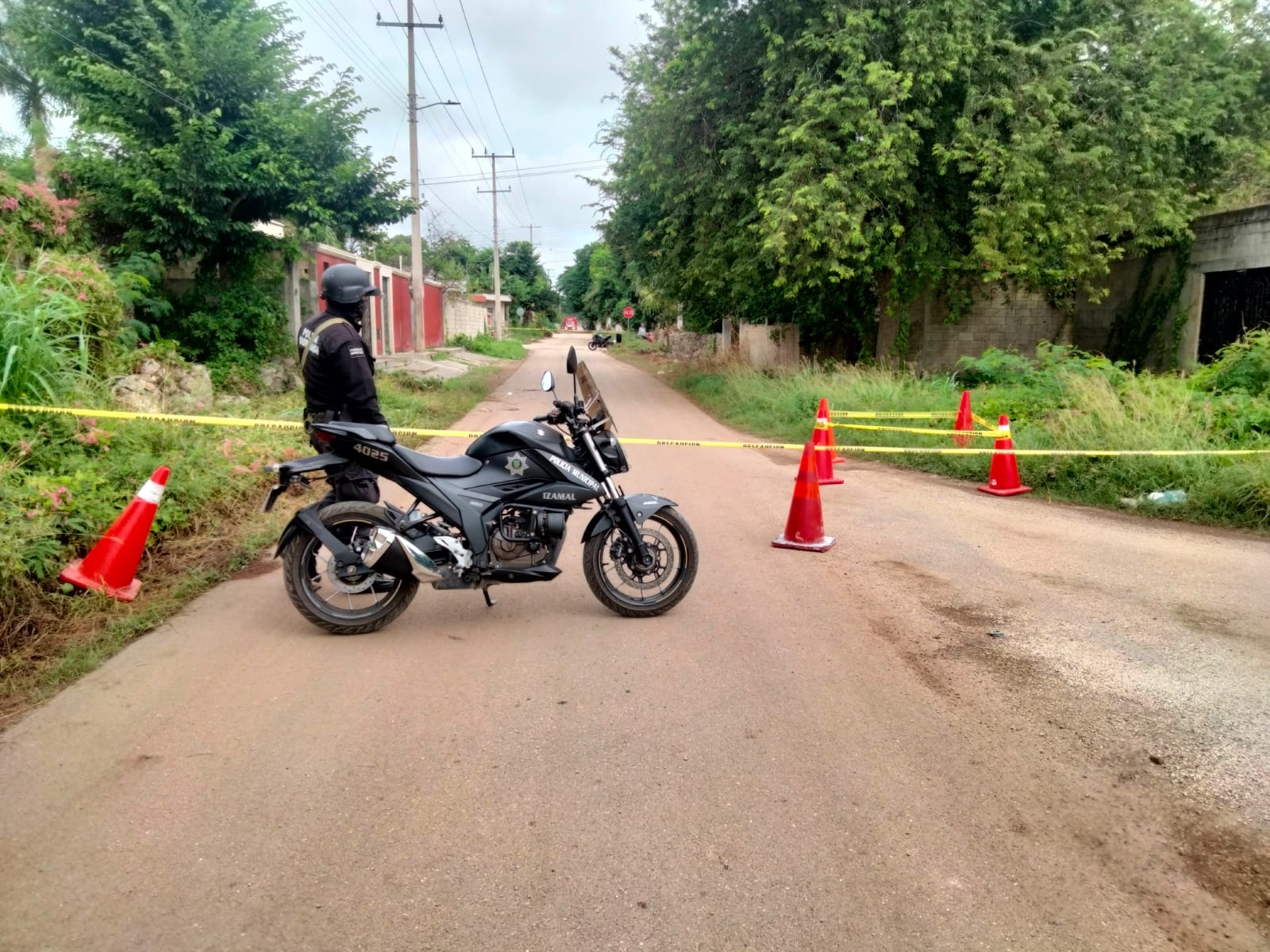 Policías arribaron al lugar y acordonaron el área del incidente