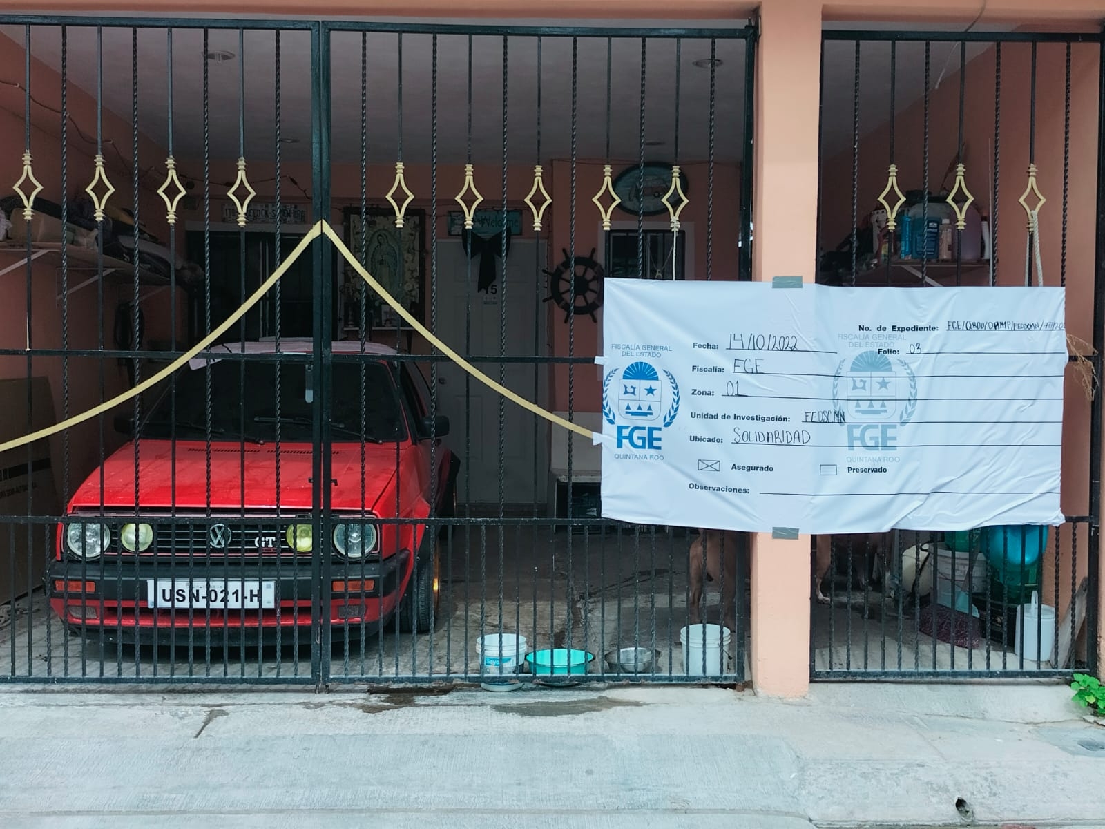 Agentes de la FGE Quintana Roo realizan cateo en dos viviendas de Cozumel