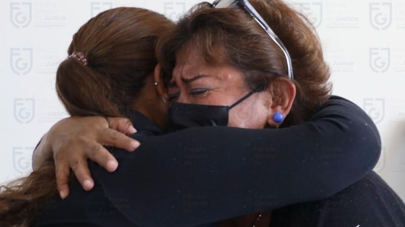 Madre e hija se reencuentran 27 años después de perderse