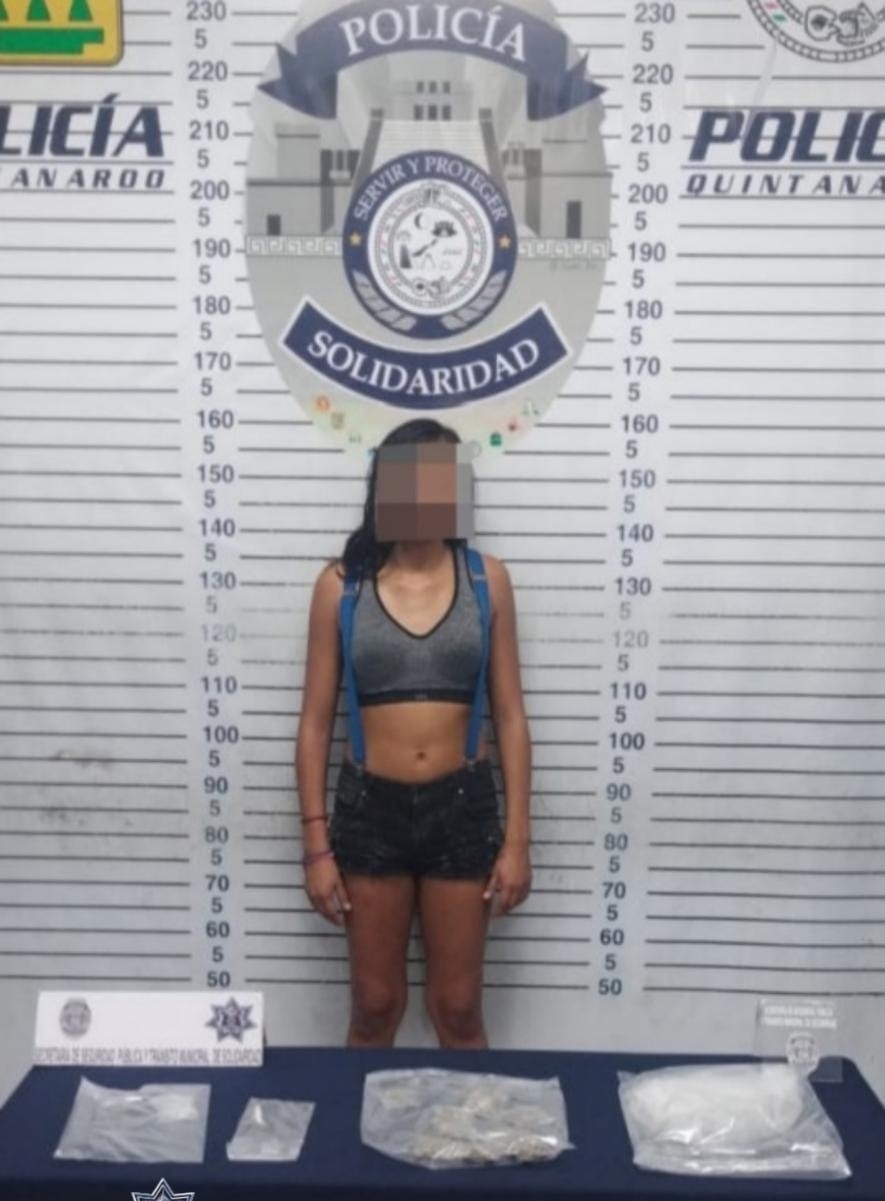 Detienen a presunta narcomenudista con 10 bolsitas de droga en Playa del Carmen