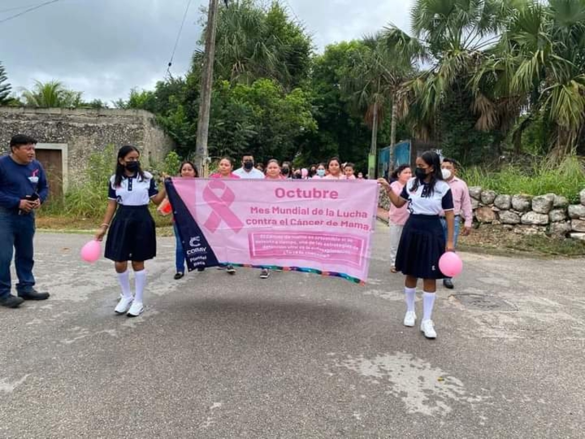 Alumnos de Baca conmemoraron el Día Mundial de la Lucha contra el cáncer de mama