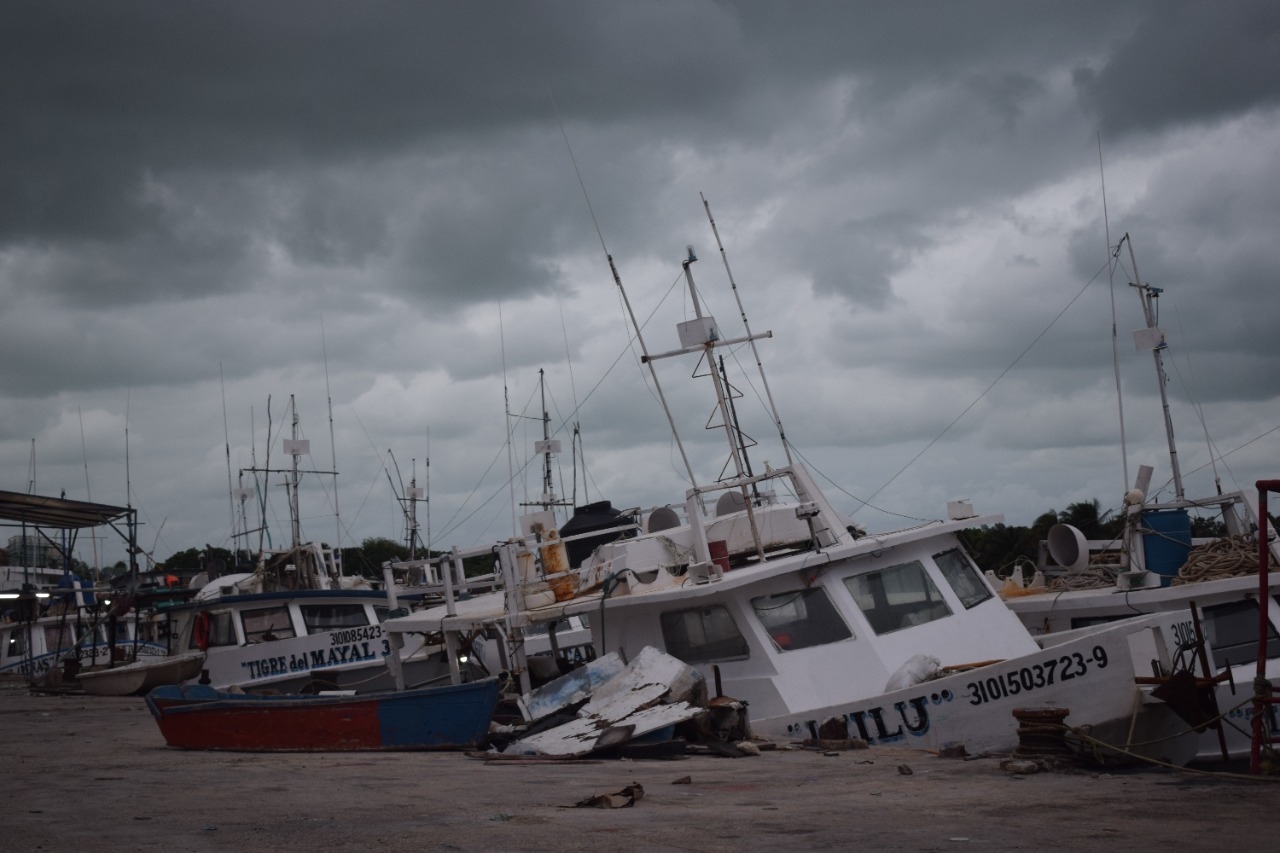 Puertos de Yucatán se mantienen cerrados a la pesca por el Frente Frío número 4