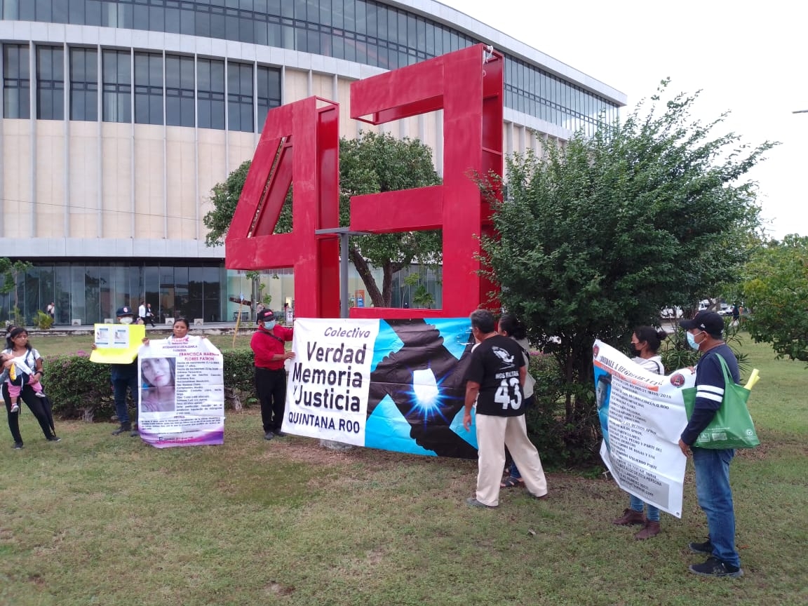 Familiares de los 43 desaparecidos en Quintana Roo exigen justicia