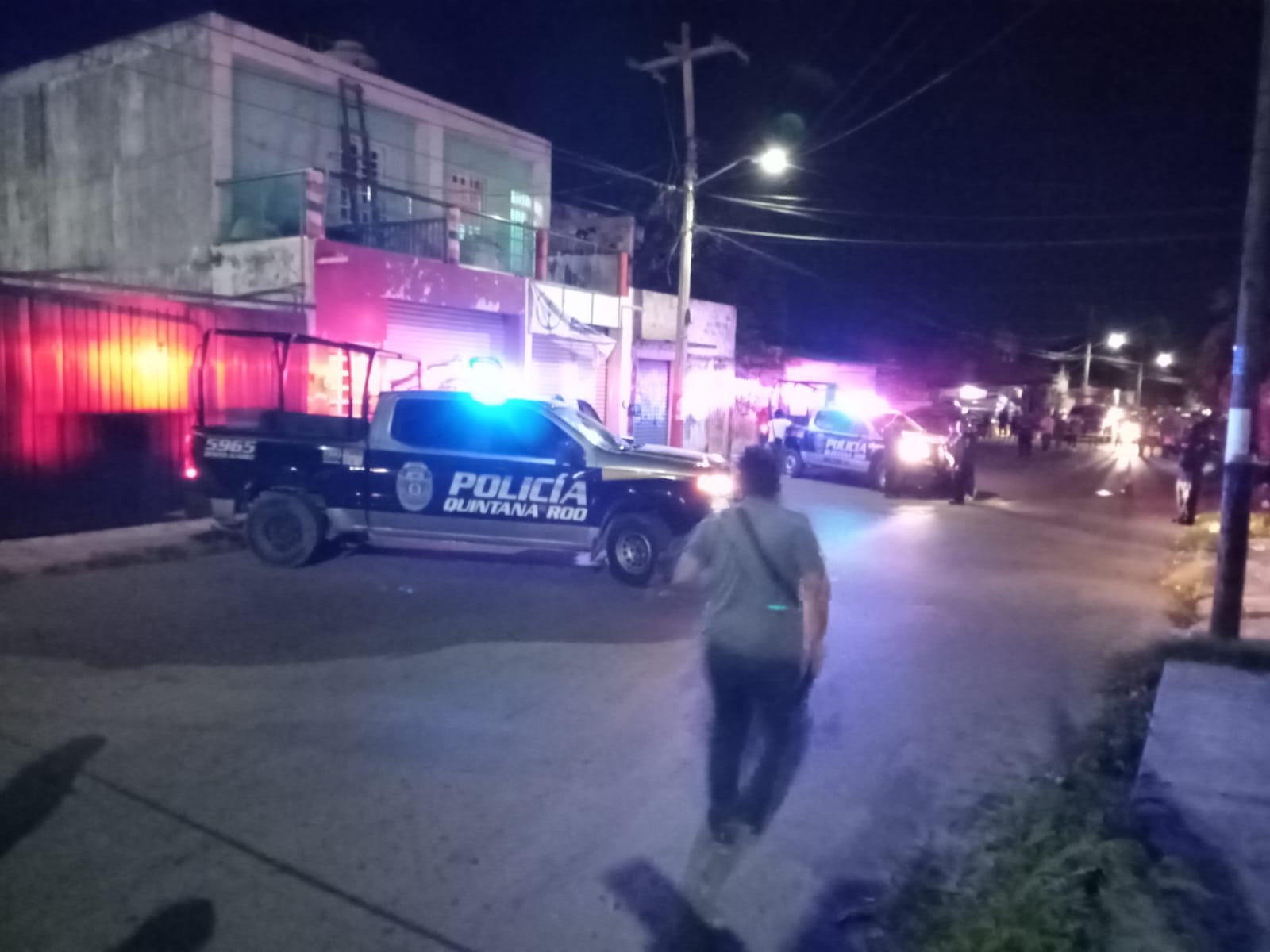 Ejecutan a hombre que caminaba por las calles de Cancún