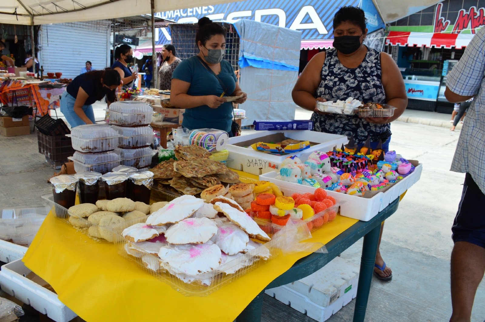 Mazapanes, dulces de coco, de papaya, y demás, tienen un costo más alto