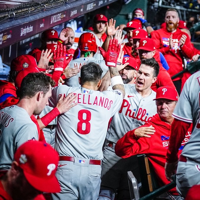 Serie Mundial 2022: Phillies vencen a Astros en el primer juego de la final