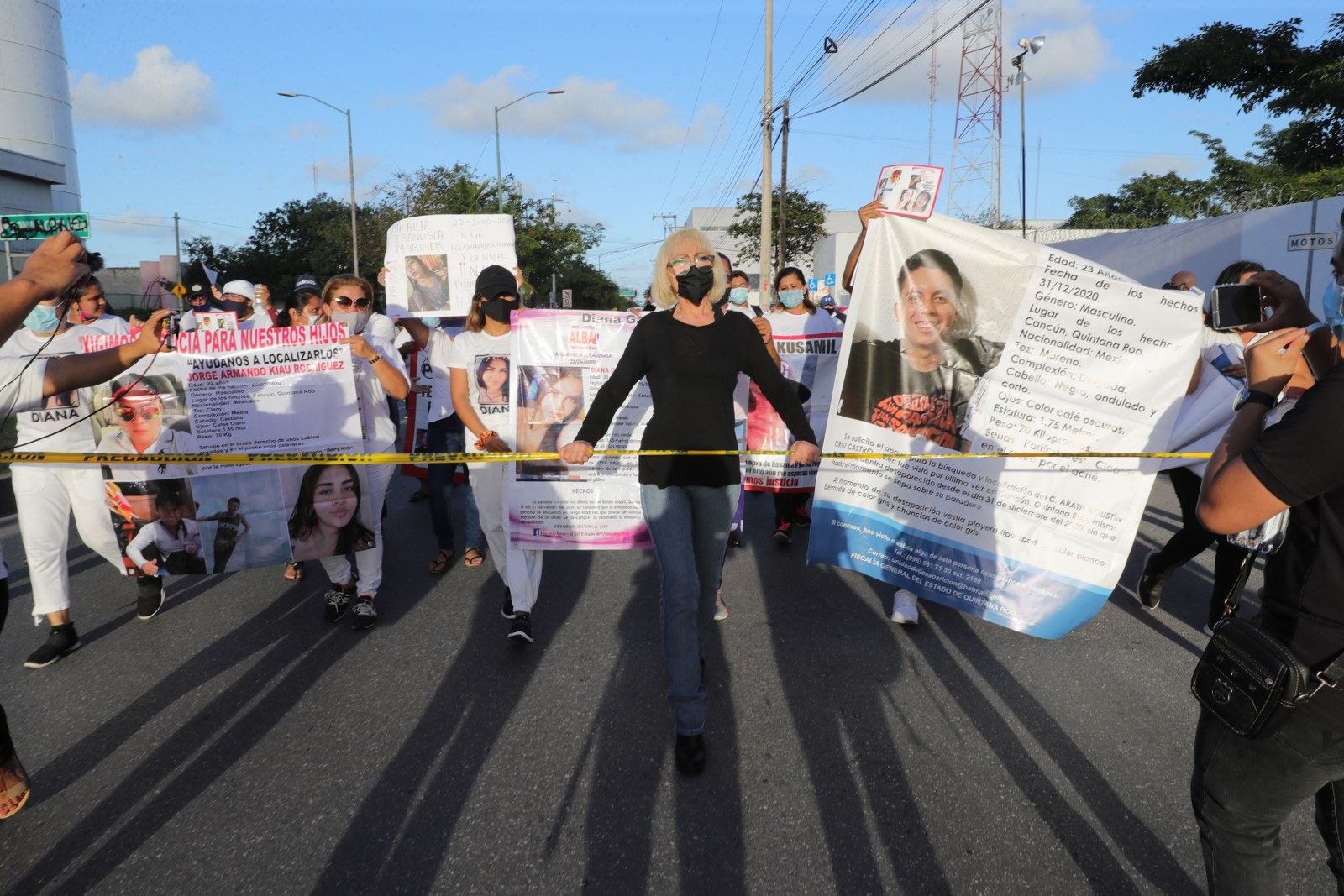 Los familiares de personas desaparecidas en Quintana Roo han declarado que la FGE Quintana Roo y su titular Óscar Montes de Oca no han presentado avances en la localización de sus seres queridos