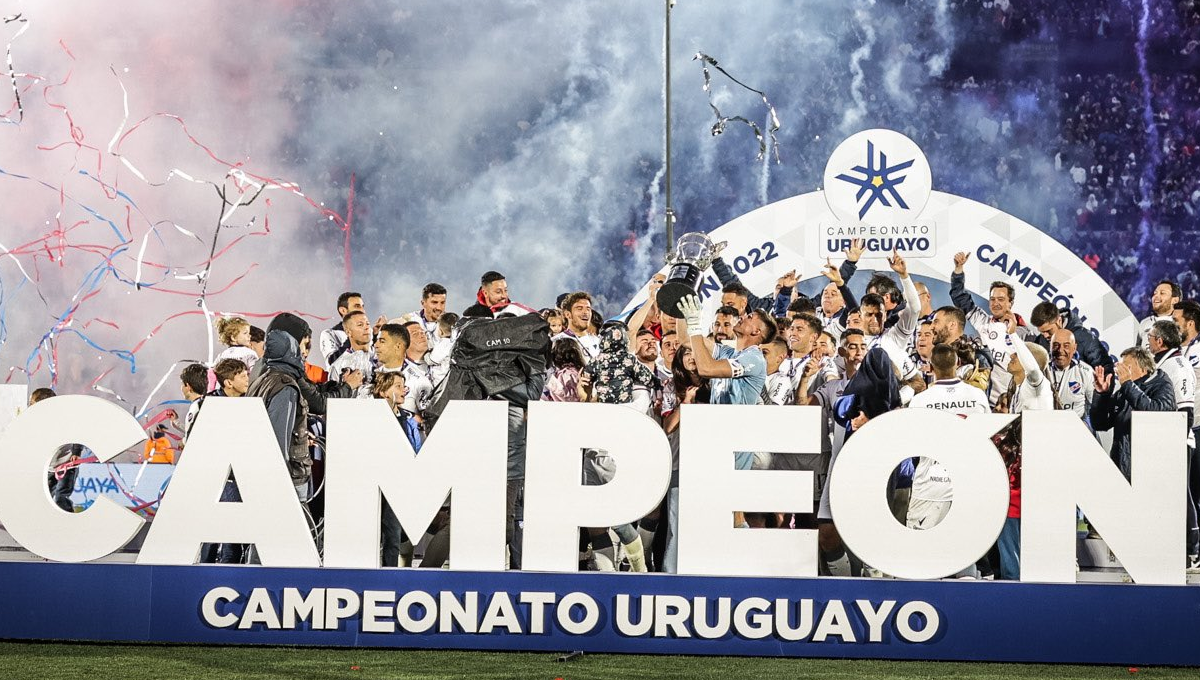 Suárez y Gigliotti le dan a Nacional el Campeonato Uruguayo