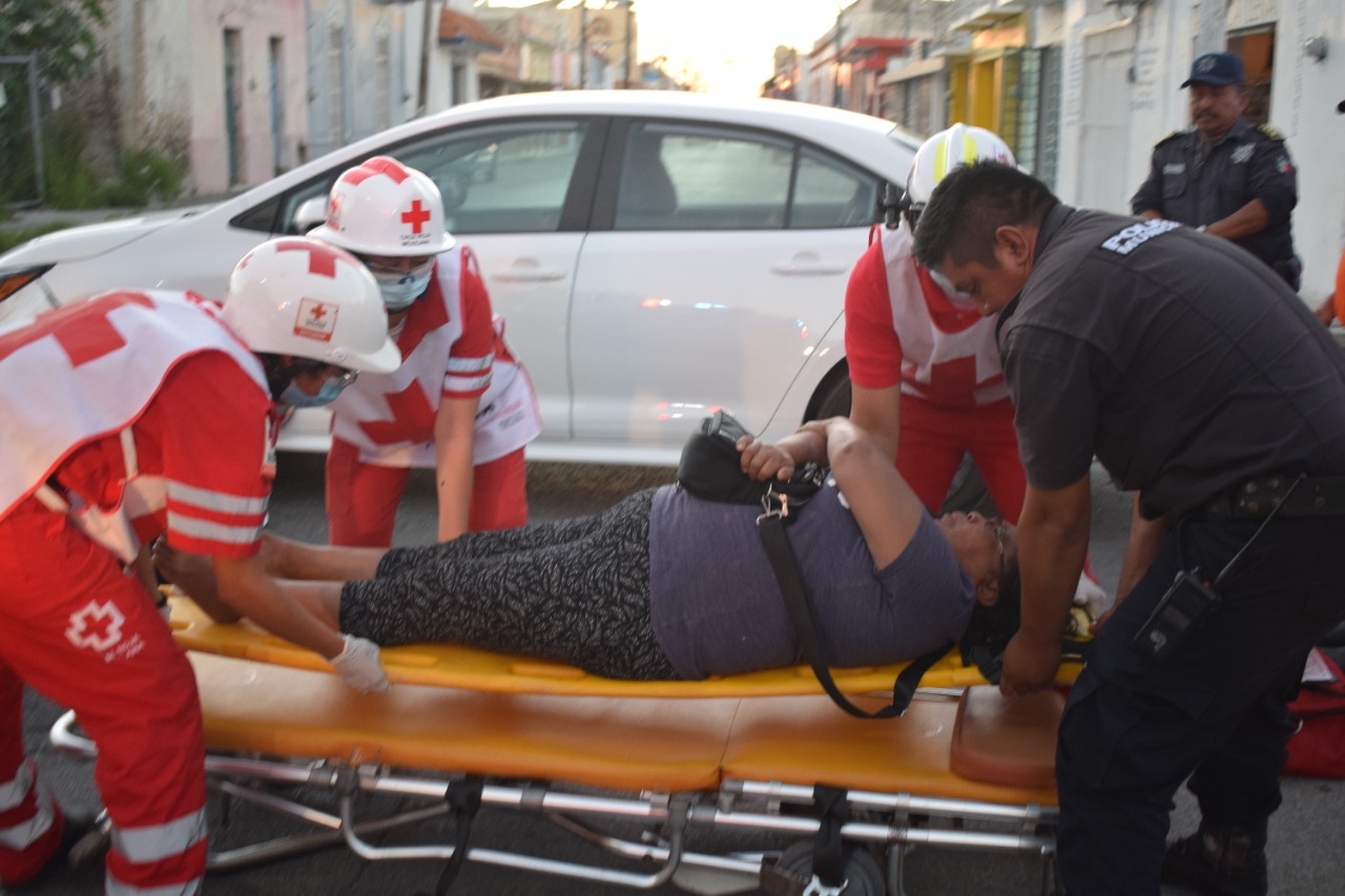 Turista provoca accidente de tránsito en Progreso y deja a una mujer lesionada