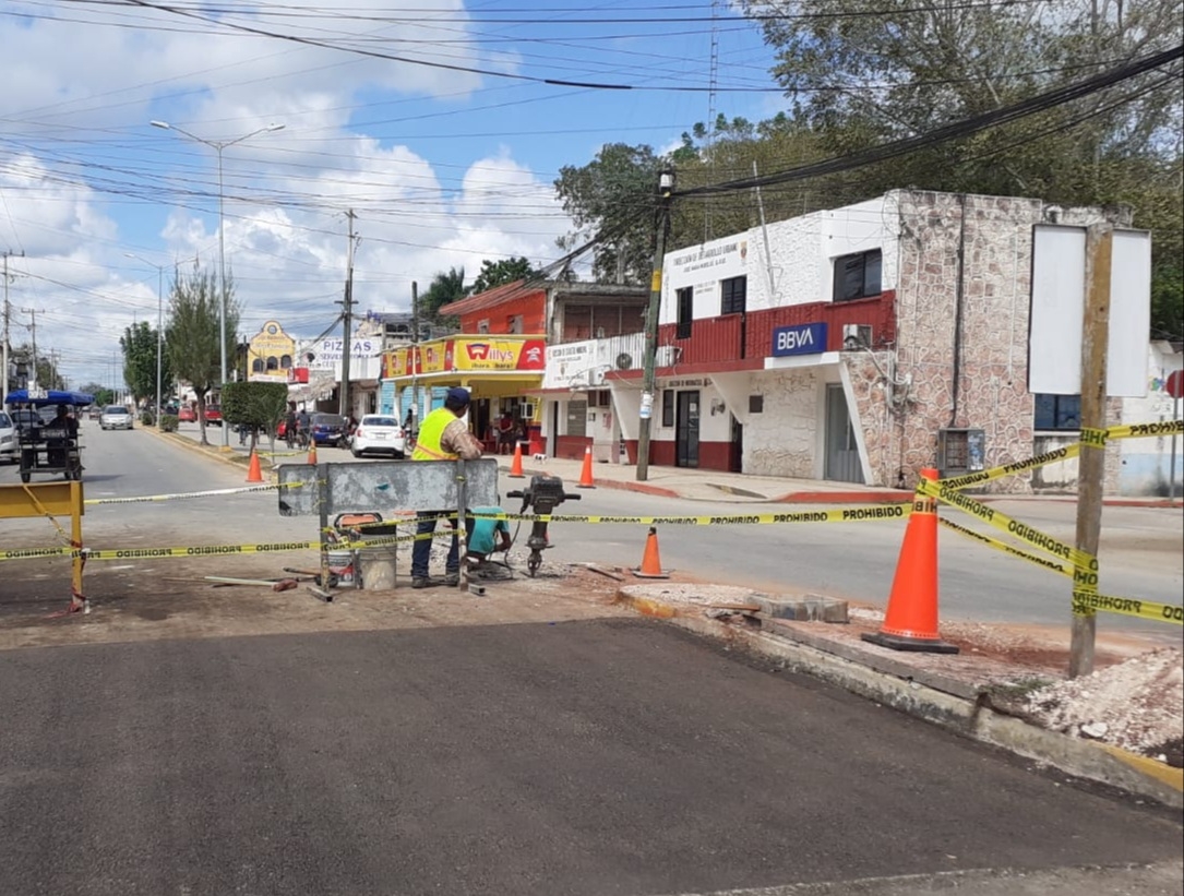 Un mototaxi expresa preocupación ante la posibilidad de que pueda haber un accidente a causa del caos vial que generan las obras