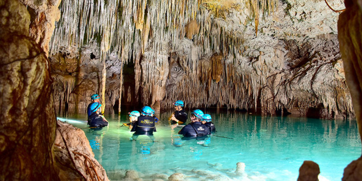 El paraíso subterráneo que te cautivará por sus aguas turquesas en Quintana Roo