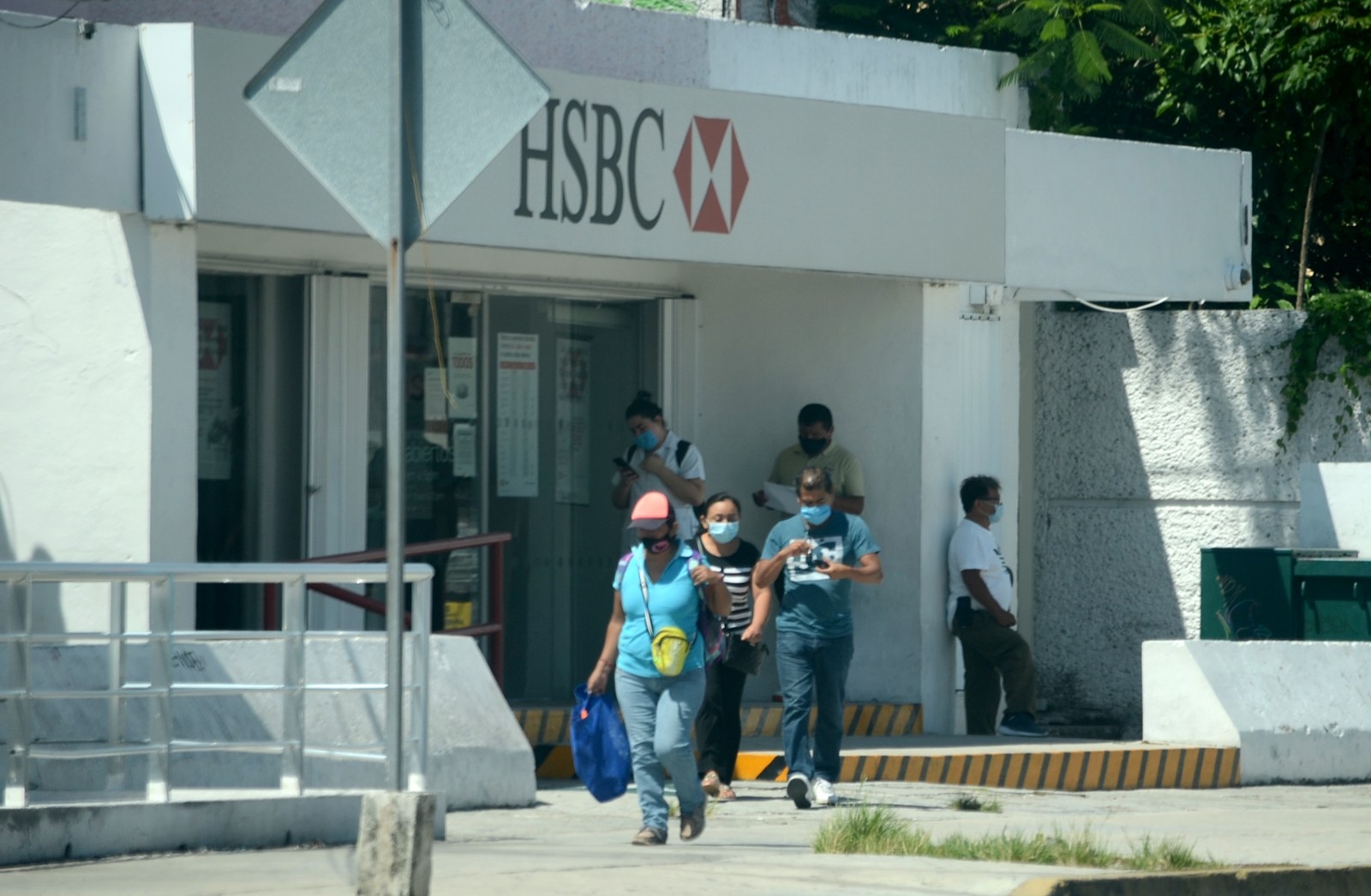 ¿Abrirán los bancos este lunes 20 de noviembre de 2023 en Yucatán?