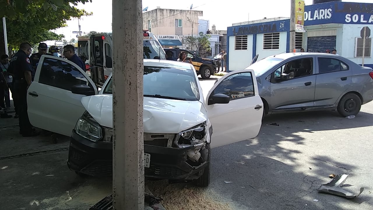 Al lugar llegaron bomberos y elementos de rescate