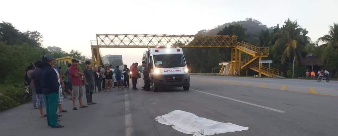 Muere abuelito tras ser atropellado en la carretera Escárcega-Champotón