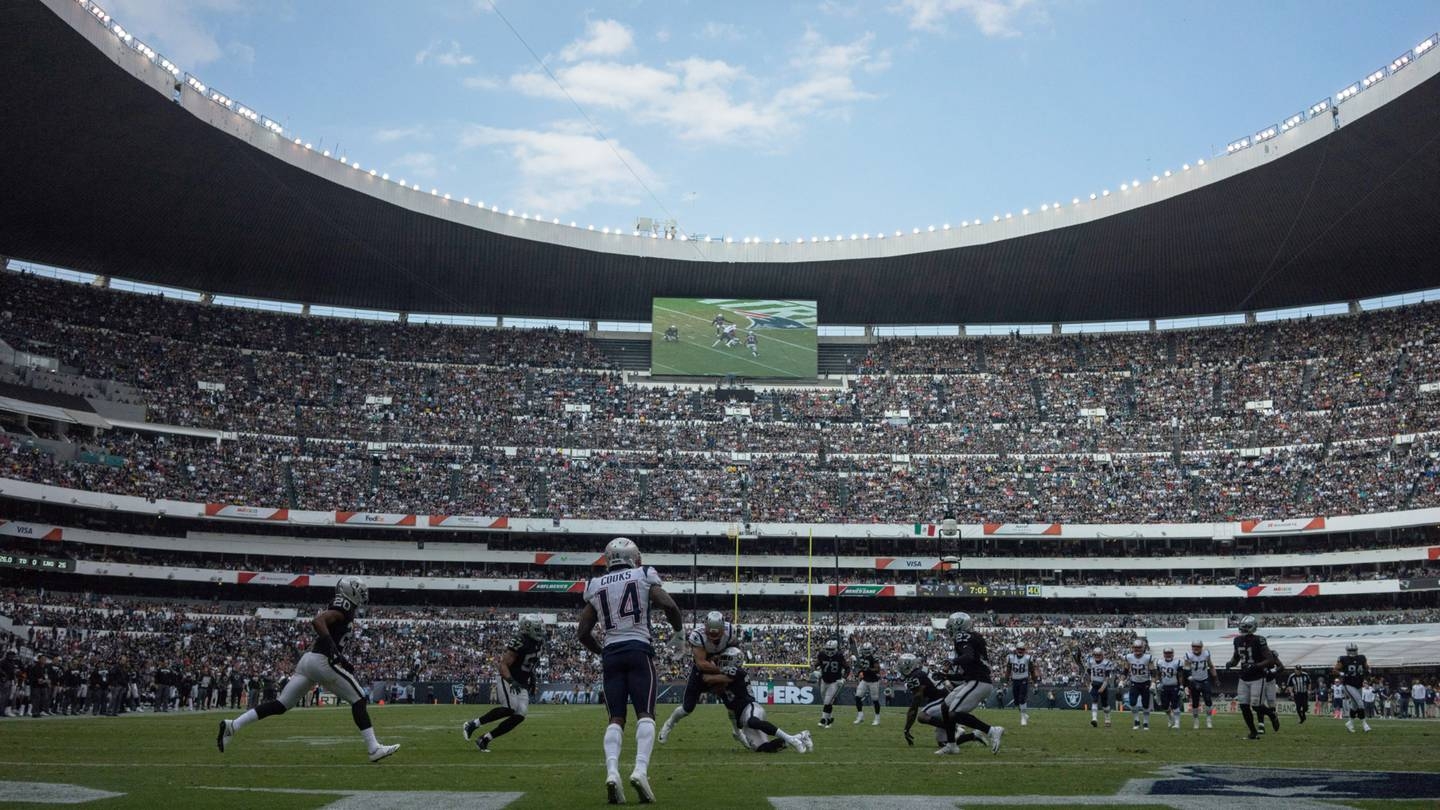 49ers confía en que cancha del Estadio Azteca no provoque problemas como pasó en Múnich