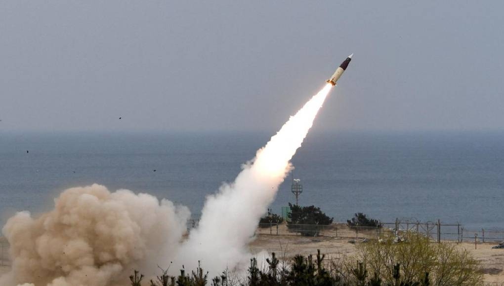 Corea del Sur dice que Corea del Norte lanzó misiles desde sus costas este y oeste