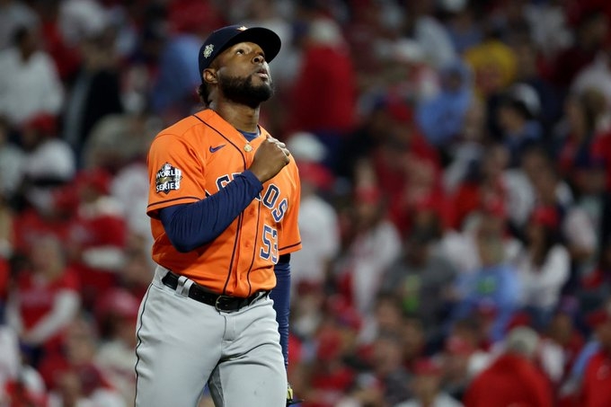 Serie Mundial 2022: Astros vencen a Phillies y empatan la serie 2-2