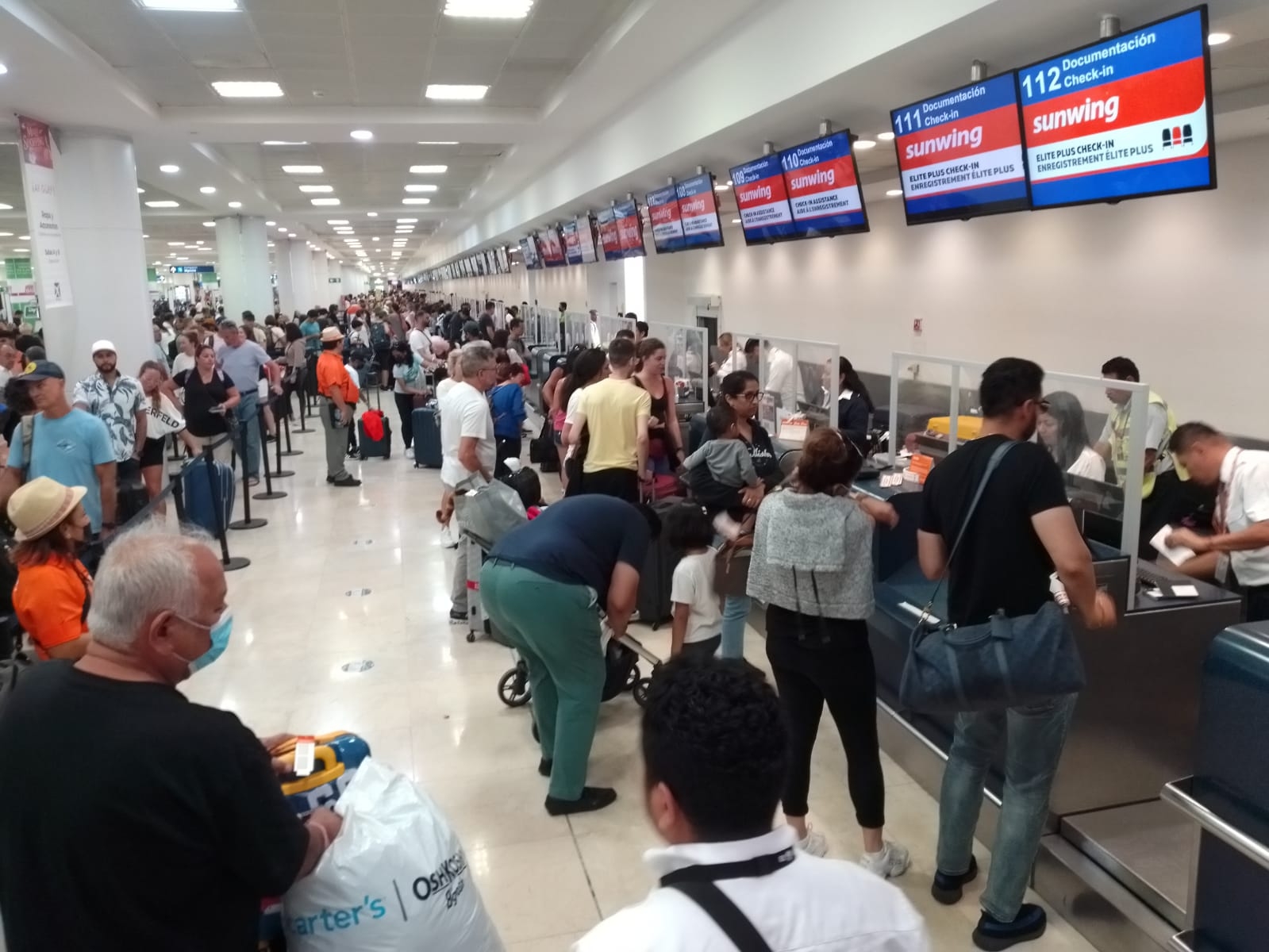 Cancelan cinco vuelos en el aeropuerto de Cancún este 20 de noviembre: EN VIVO