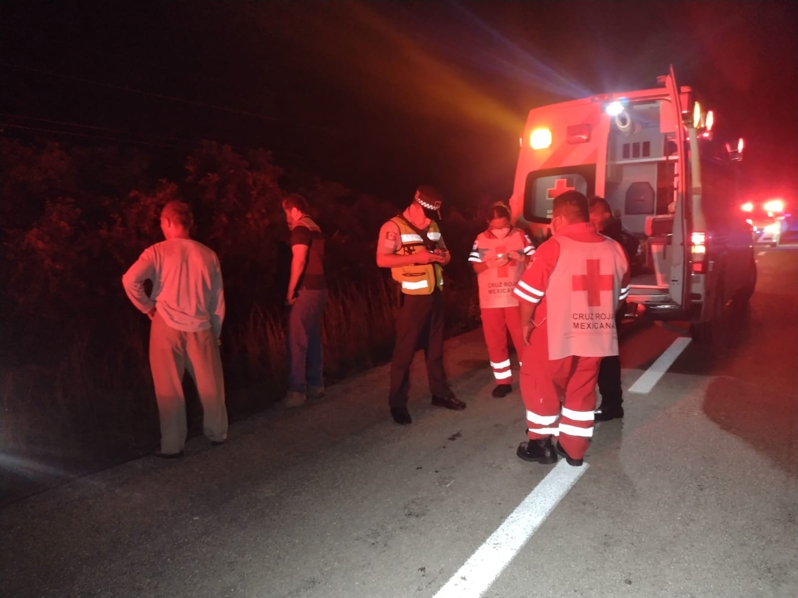 Volcadura de camión en Felipe Carrillo Puerto deja un lesionado