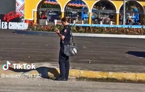 Policía conquista a hombre durante la Feria Yucatán 2022: VIDEO