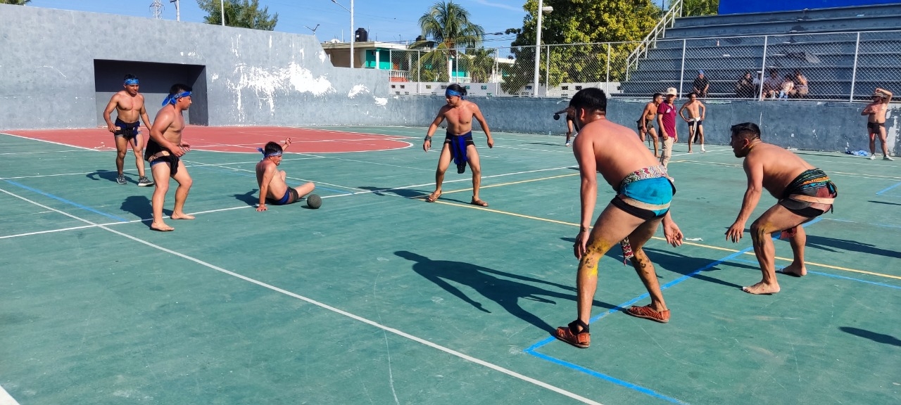 Juego de Pelota continúa presente en Playa del Carmen