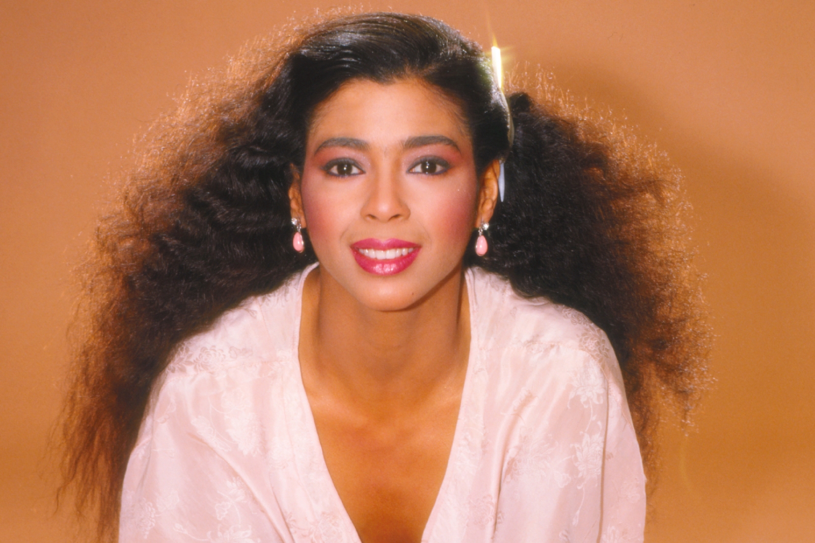 Muere Irene Cara, cantante de 'Fama' y 'Flashdance' a los 63 años