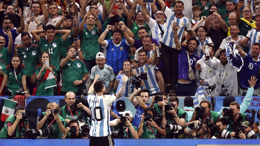 Messi demostró por qué es el astro del futbol europeo