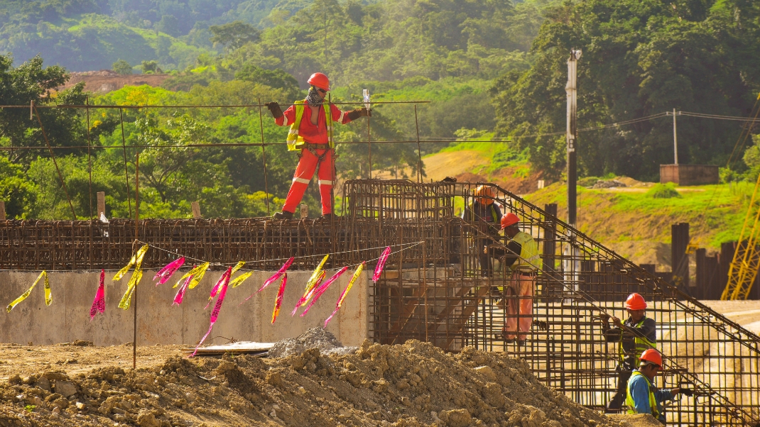 En Palenque, Chiapas, se intensificó la construcción del nuevo boulevar que conducirá a la estación del Tren