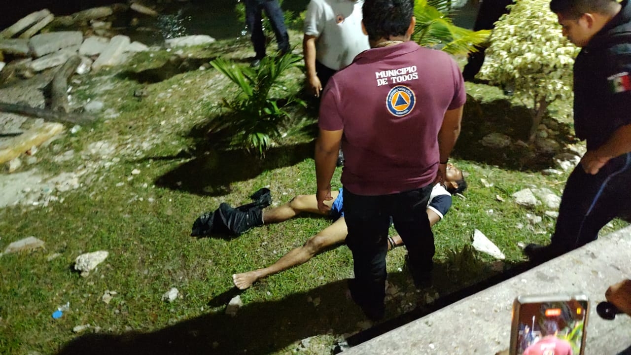 Ladrón se lanza al mar en Ciudad del Carmen para evitar ser detenido