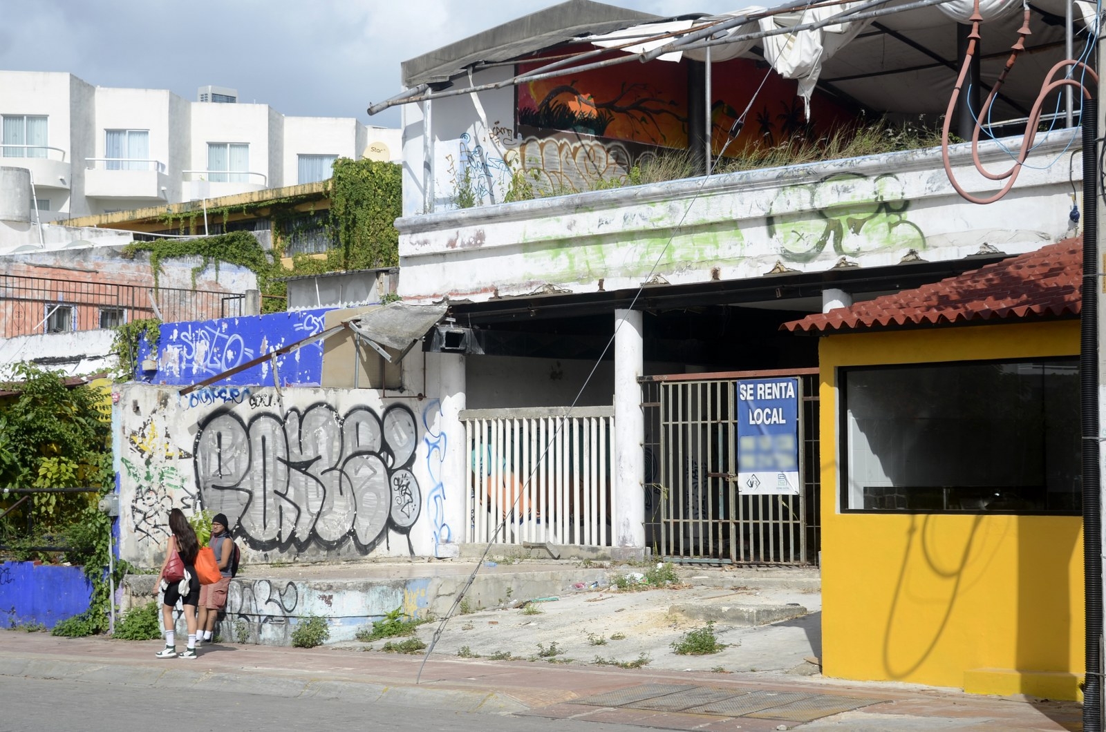 Cobro de piso en Cancún obligó a 400 negocios a cerrar sus puertas durante el último año