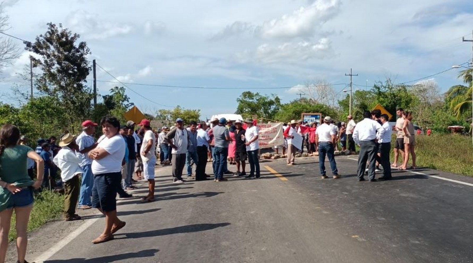 Ejidatarios de Chiquilá demandan a la CFE por afectación a sus tierras