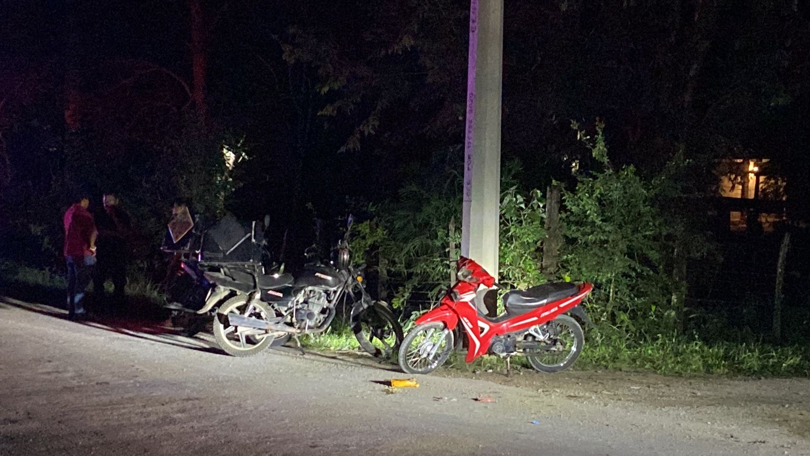 Familia se accidenta en una moto en Escárcega; una niña de seis meses resultó lesionada