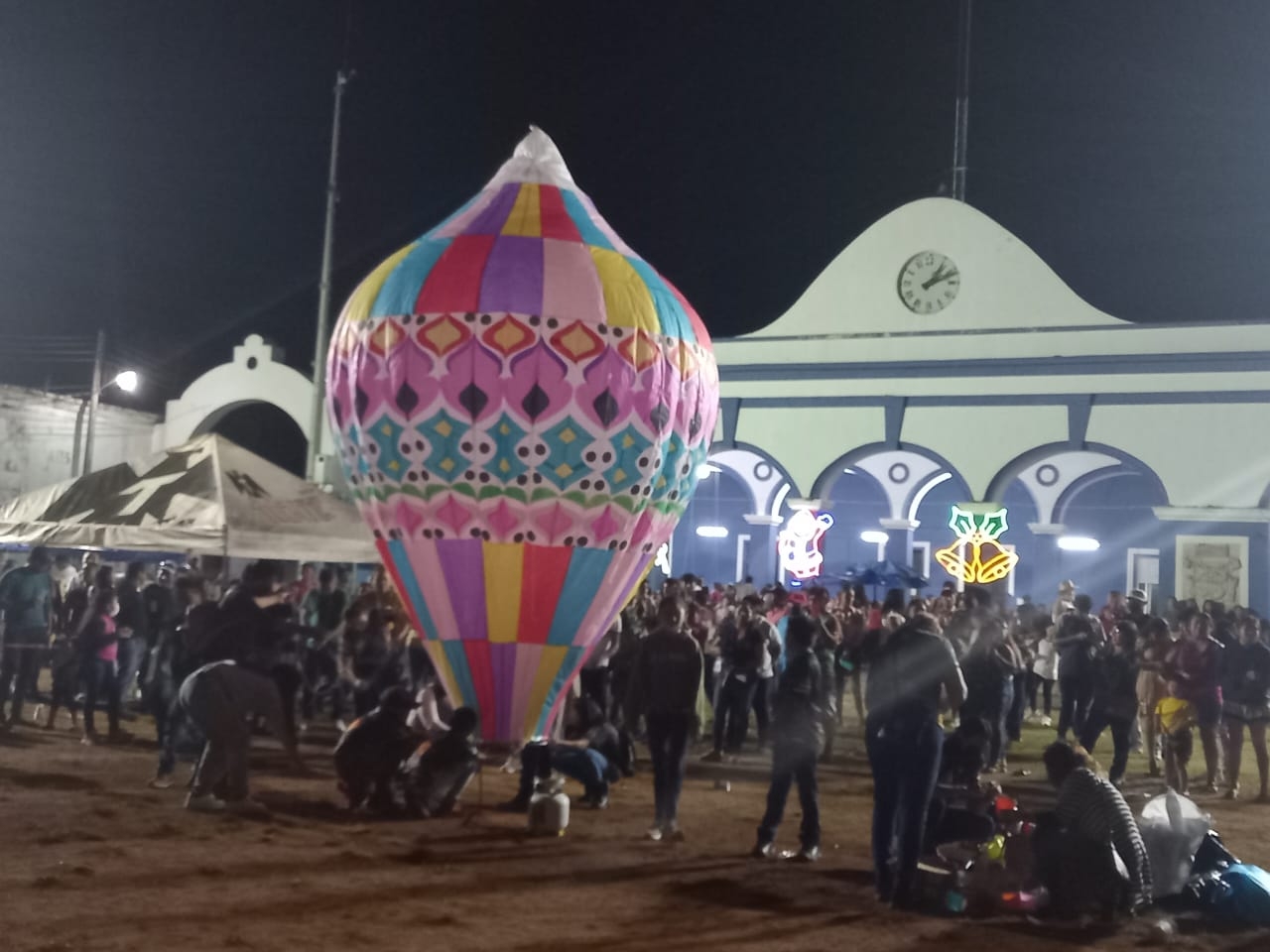 Lluvia opaca la clausura de la feria turística 'En el corazón de Yucatán' en Huhi