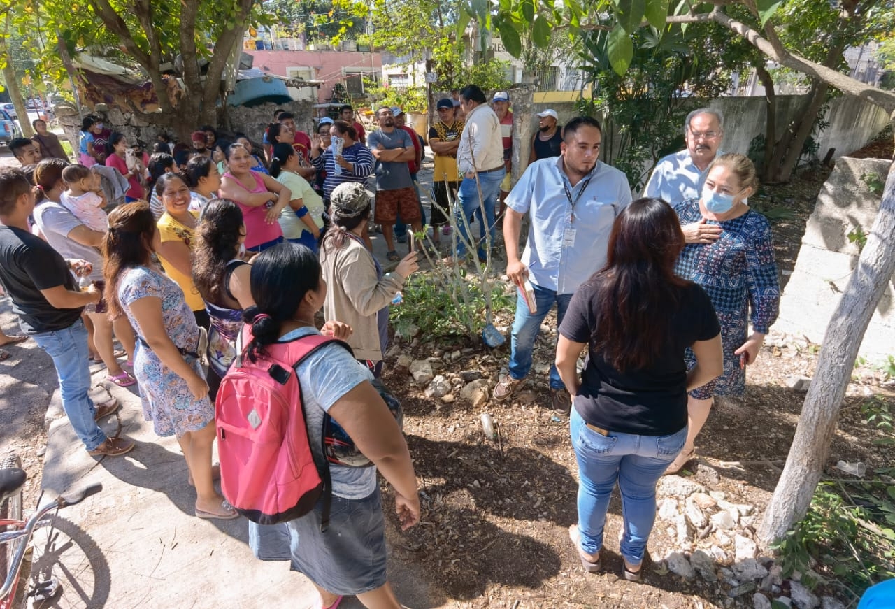 Los padres de familia protestan por inconformidad