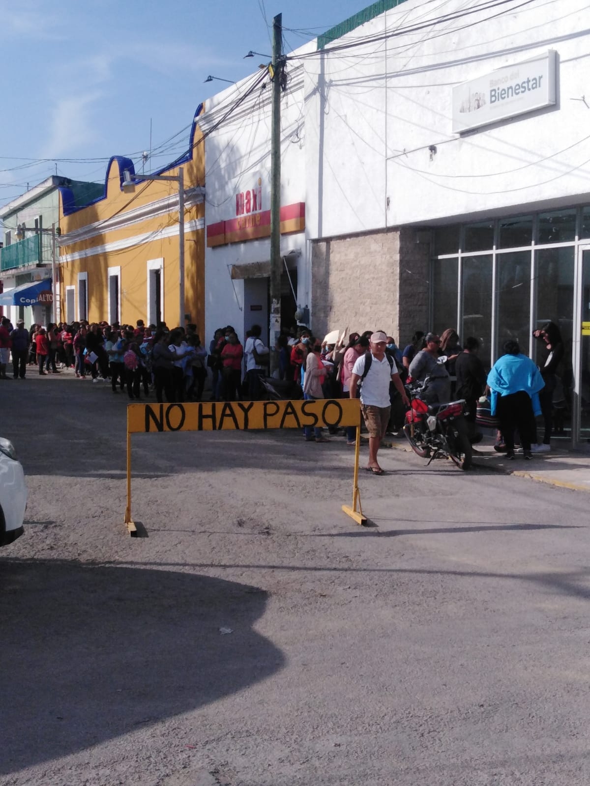 Vecinos de Sucilá, San Felipe, Río Lagartos, Espita y Tizimín también acudieron a la sucursal.