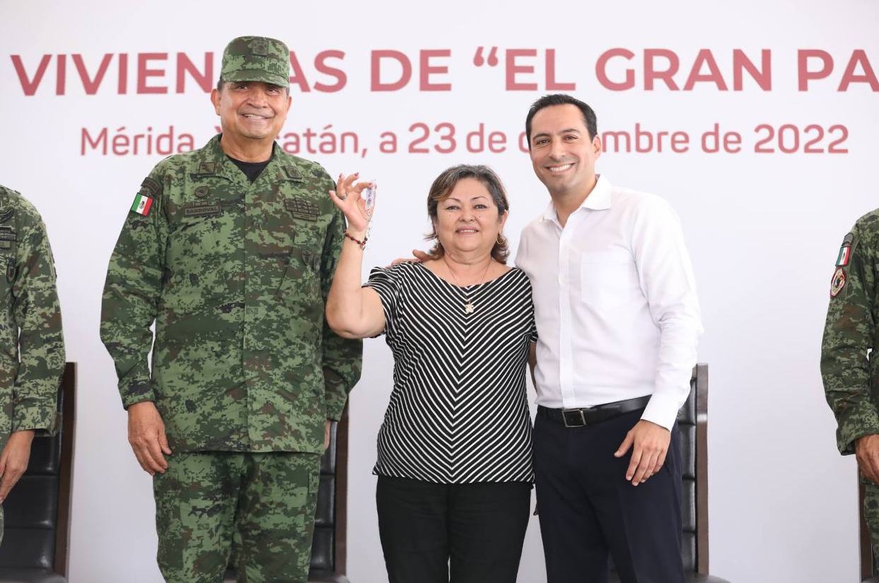 Así fue la entrega de las casas nuevas a vecinos de La Plancha: FOTOS