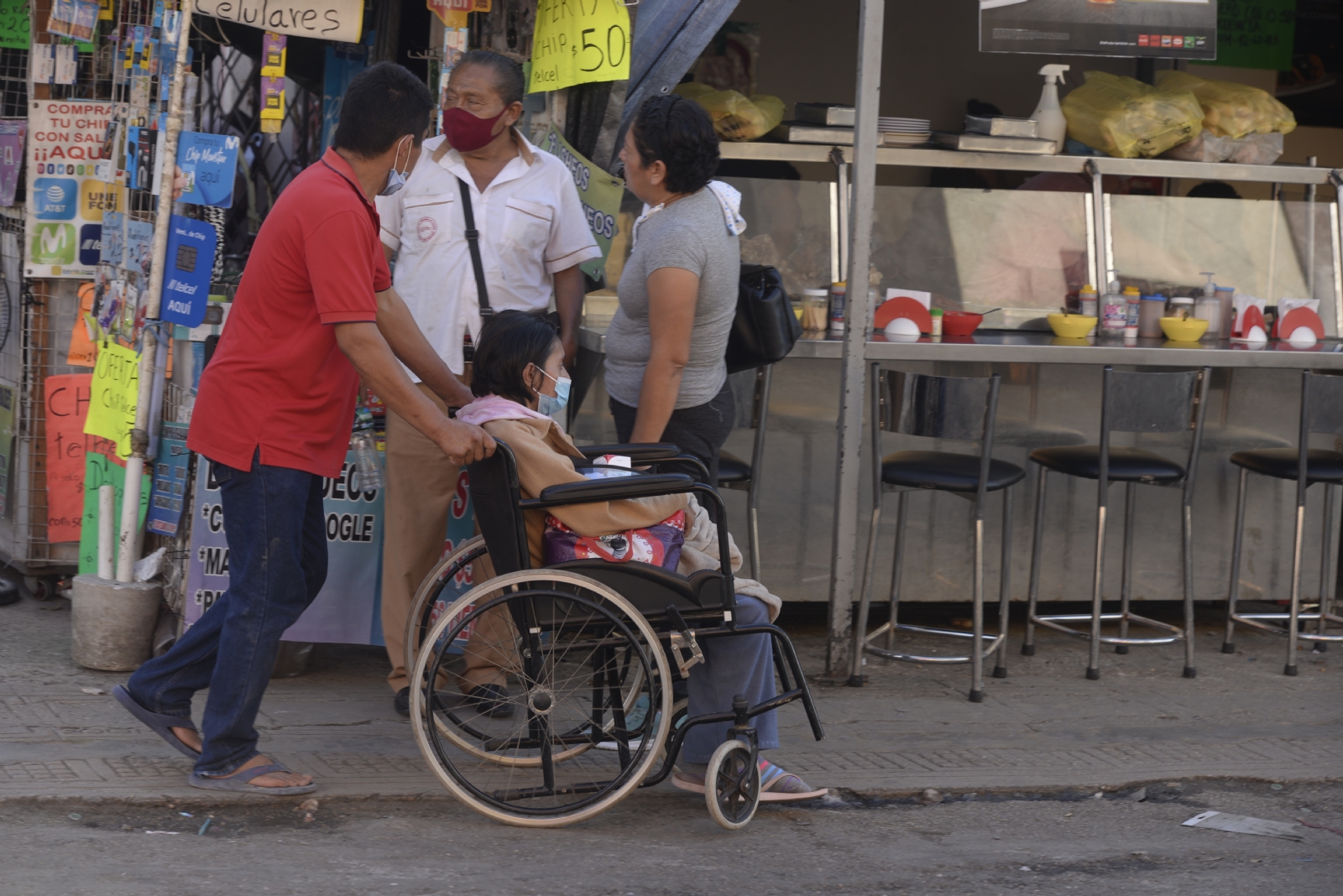 Centro de Mérida, inhabilitado para el tránsito de personas con discapacidad: Urbanista