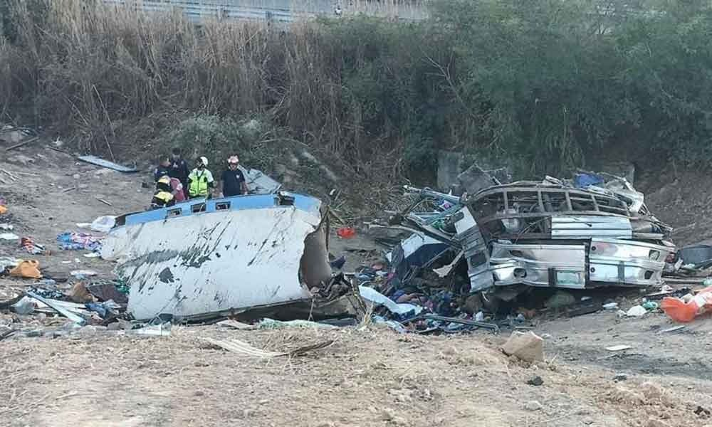 Accidente en Nayarit deja 14 personas muertas cuando regresaban de vacaciones