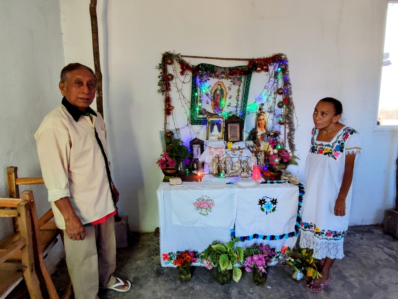 Daniel Aké dijo que desde los 28 años de edad tiene a su cargo preparar los festejos religiosos por herencia paterna