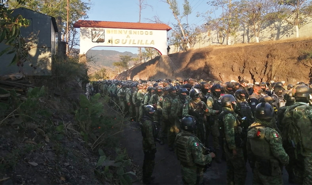 En los últimos dos días, elementos del Ejercito, la GN y la policía estatal han logrado ingresar a 45 comunidades. Foto: Sedena