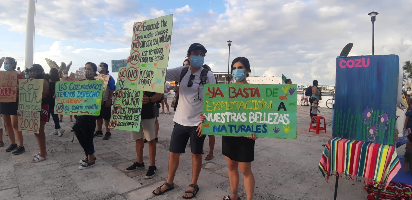 Manifestantes de Cozumel exigen que no se construya un cuarto muelle en la isla: EN VIVO