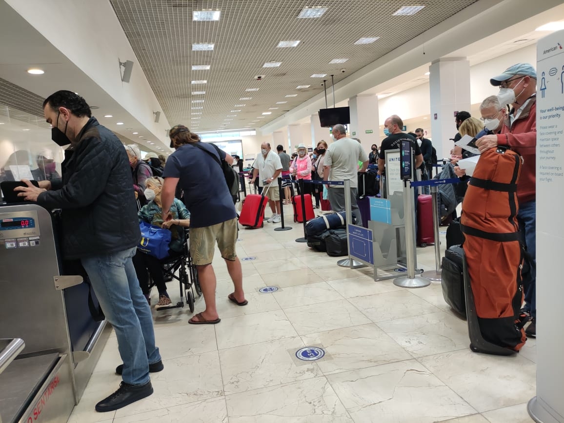 Los pasajeros de Aeroméxico en el aeropuerto de Mérida fueron transferidos a otra salida hacia la CDMX