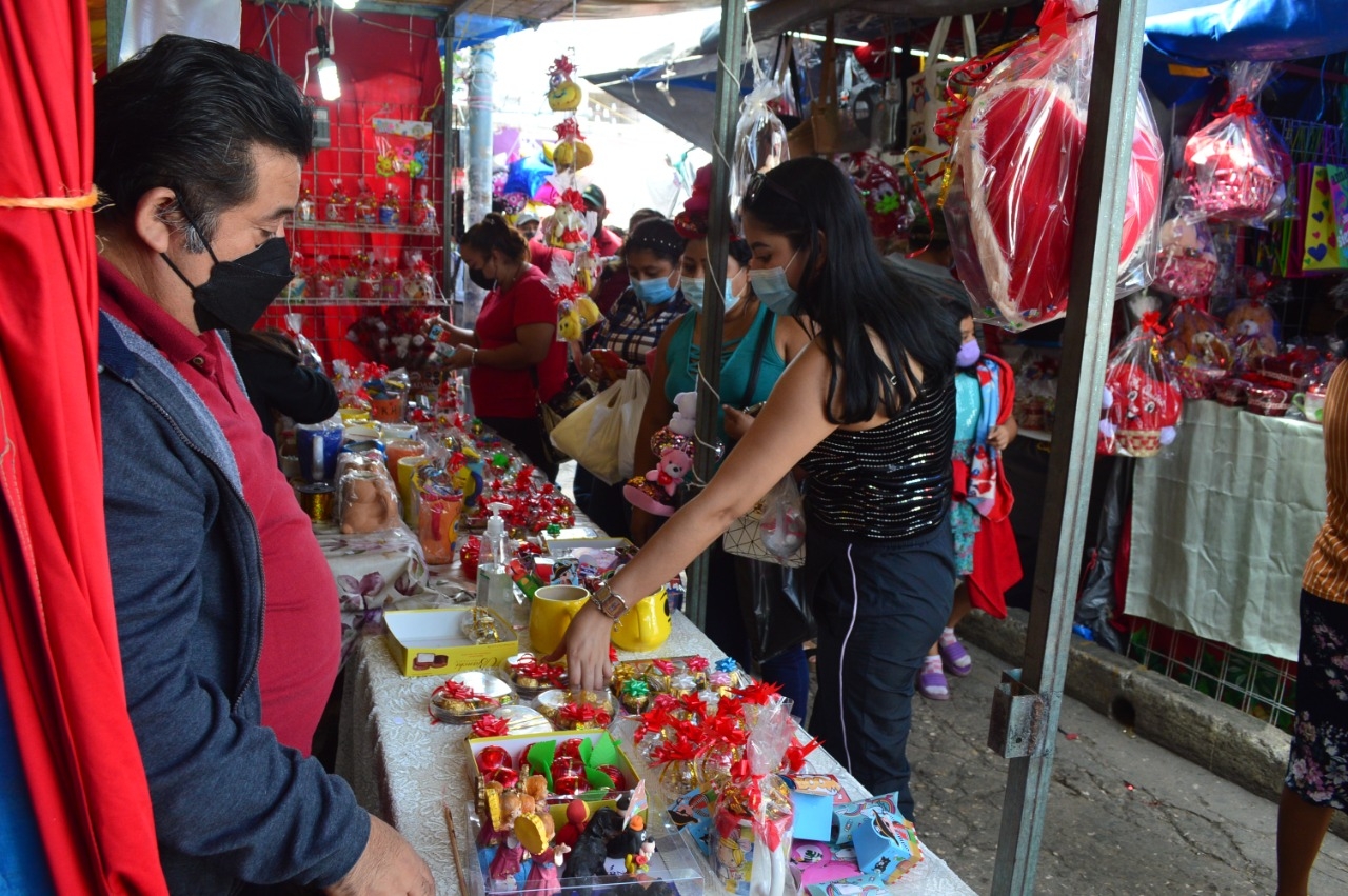 Ventas por San Valentín en Campeche dejan derrama de 6 mdp