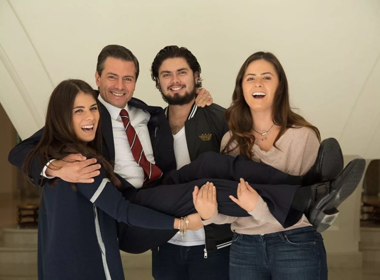 Paulina, Alejandro y Nicole son los hijos que tuvo en su primer matrimonio Enrique Peña Nieto. Foto: Instagram