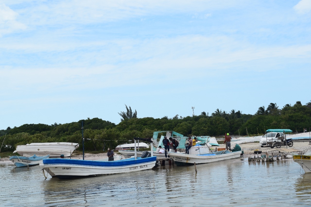 Este jueves los hombres del mar de Celestún regresaron a las actividades