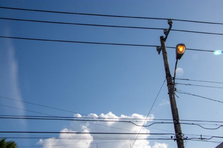 Ocho de cada diez luminarias de Mérida tienen un fallo