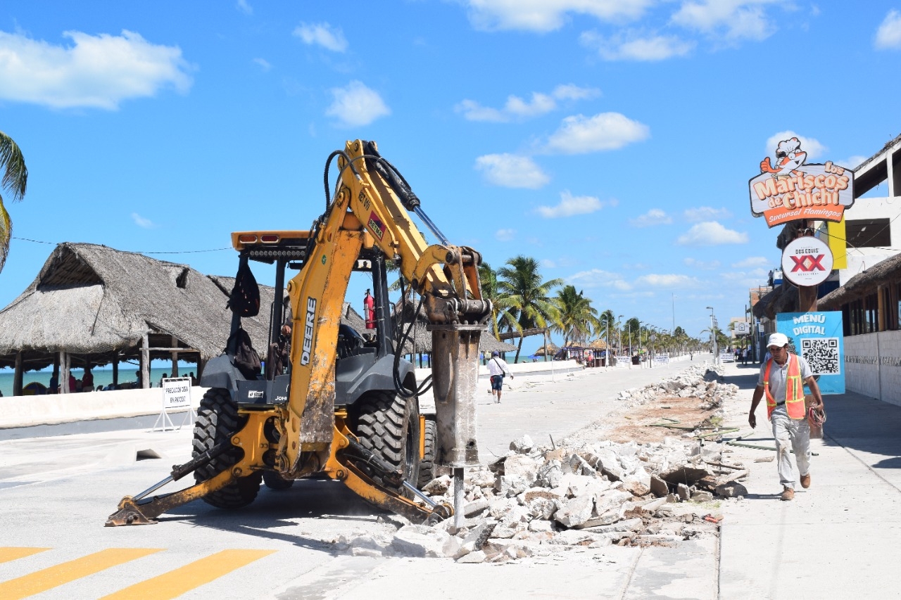 Rehabilitación del malecón de Progreso 'espanta' a turistas